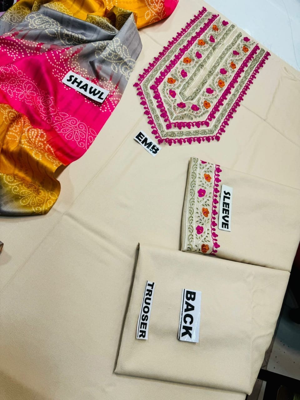 FINE-DHANAK 3PC D#1029